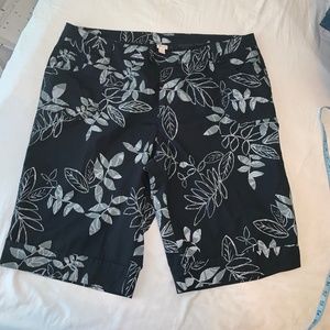 Floral Bermuda Shorts size 28